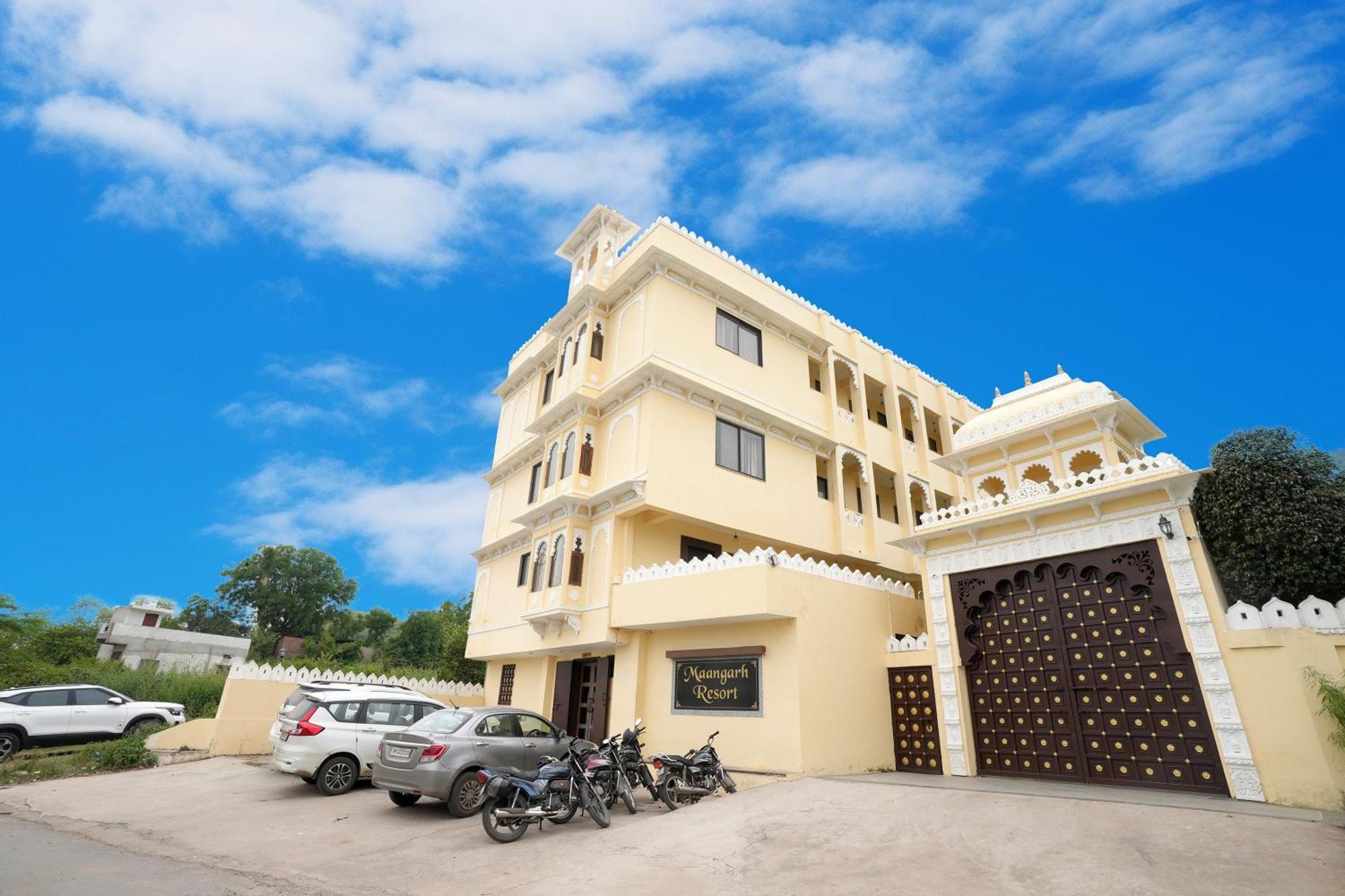 Maangarh Resorts 우다이푸르 외부 사진