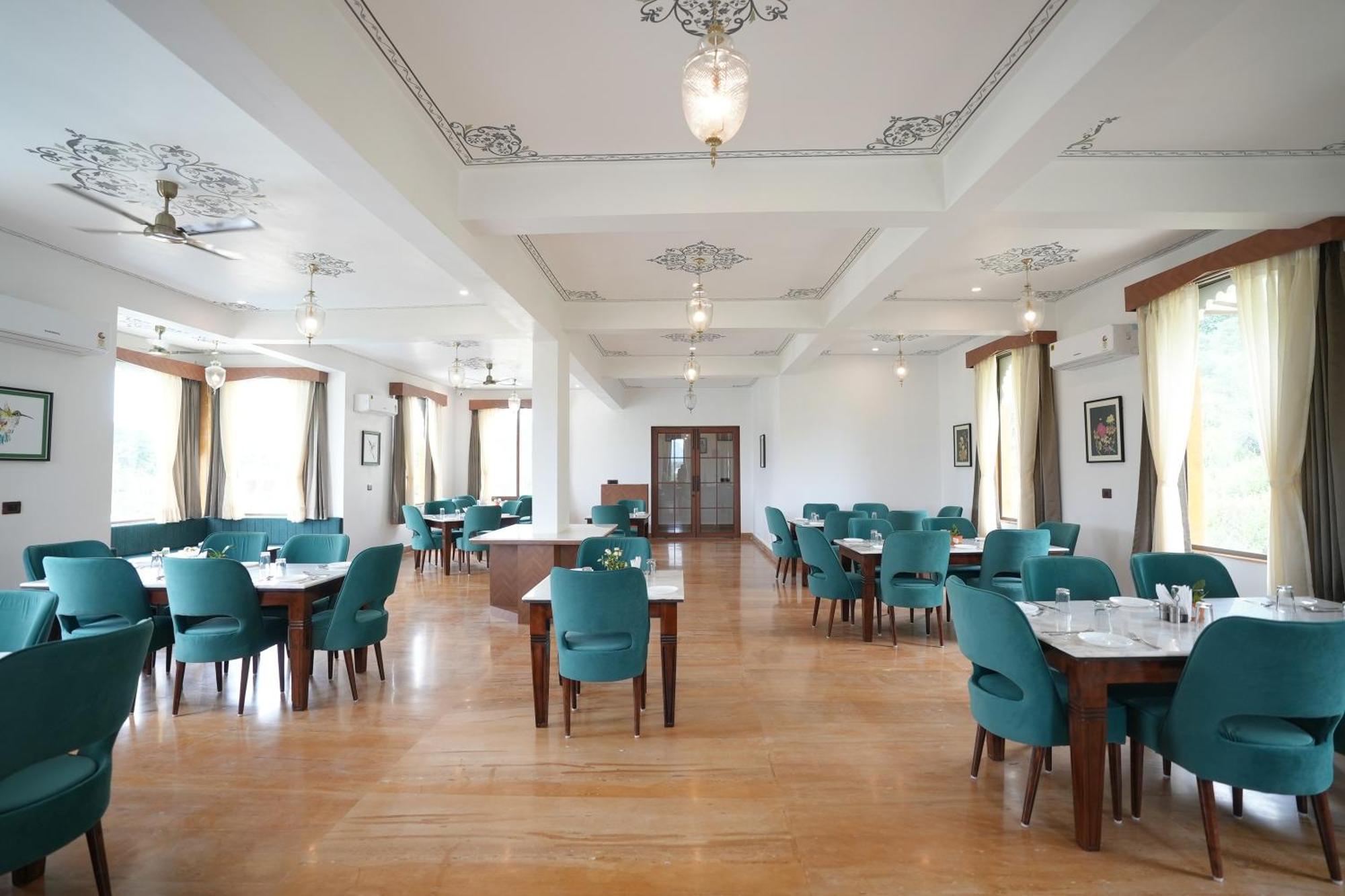 Maangarh Resorts 우다이푸르 외부 사진